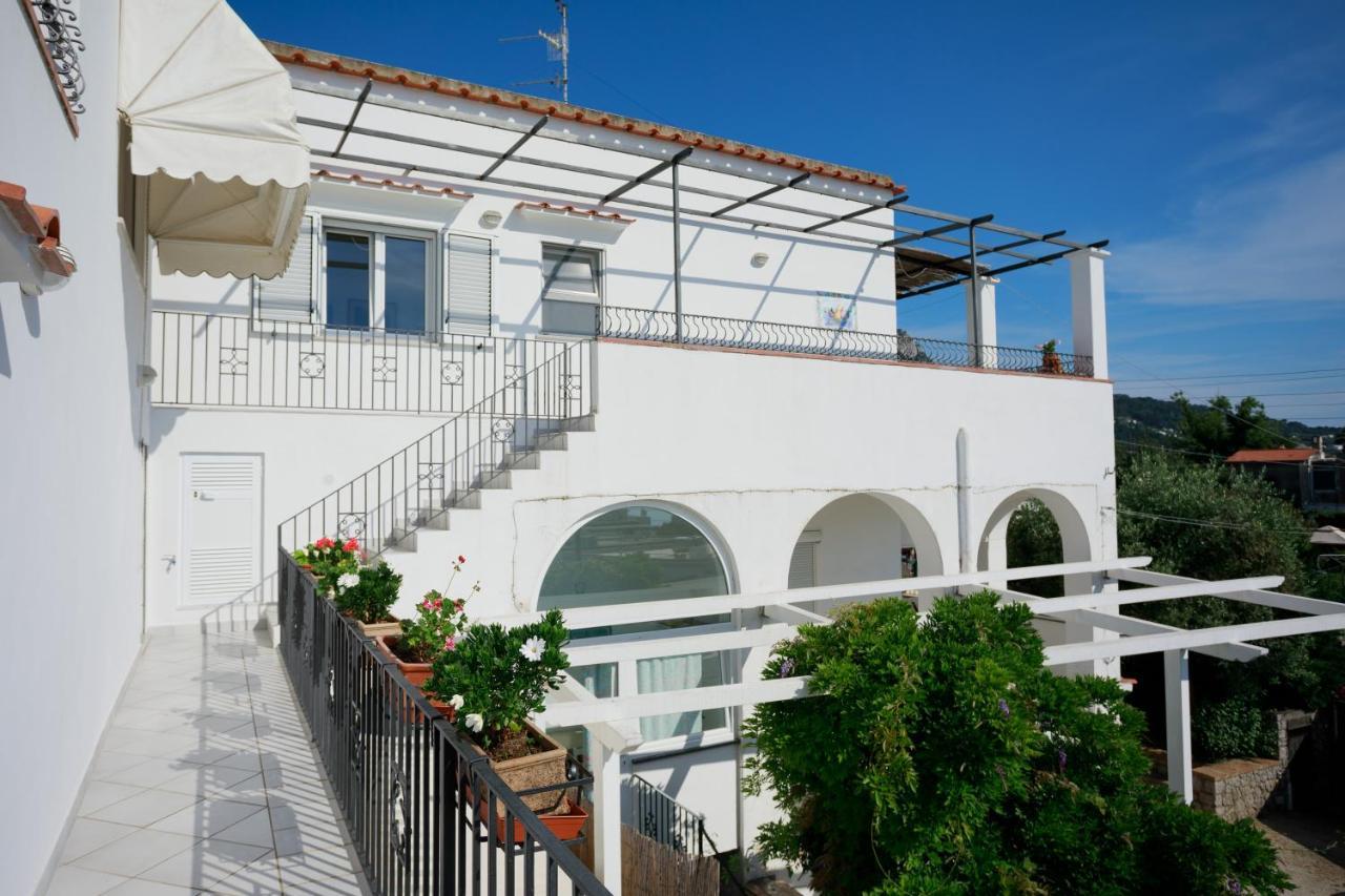 La Ninfa Di Capri Bed & Breakfast อนากาปรี ภายนอก รูปภาพ
